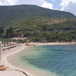Lavanda Villa Desne